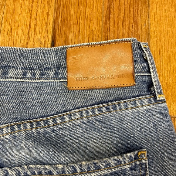 Citizens of Humanity Emery Crop Relaxed Straight In Crescent Size 31 Button Fly - Picture 9 of 9